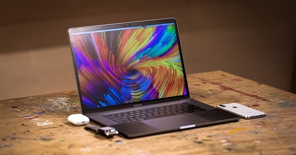PCデスク周りの周辺機器、ガジェット おすすめ13選【Web制作】